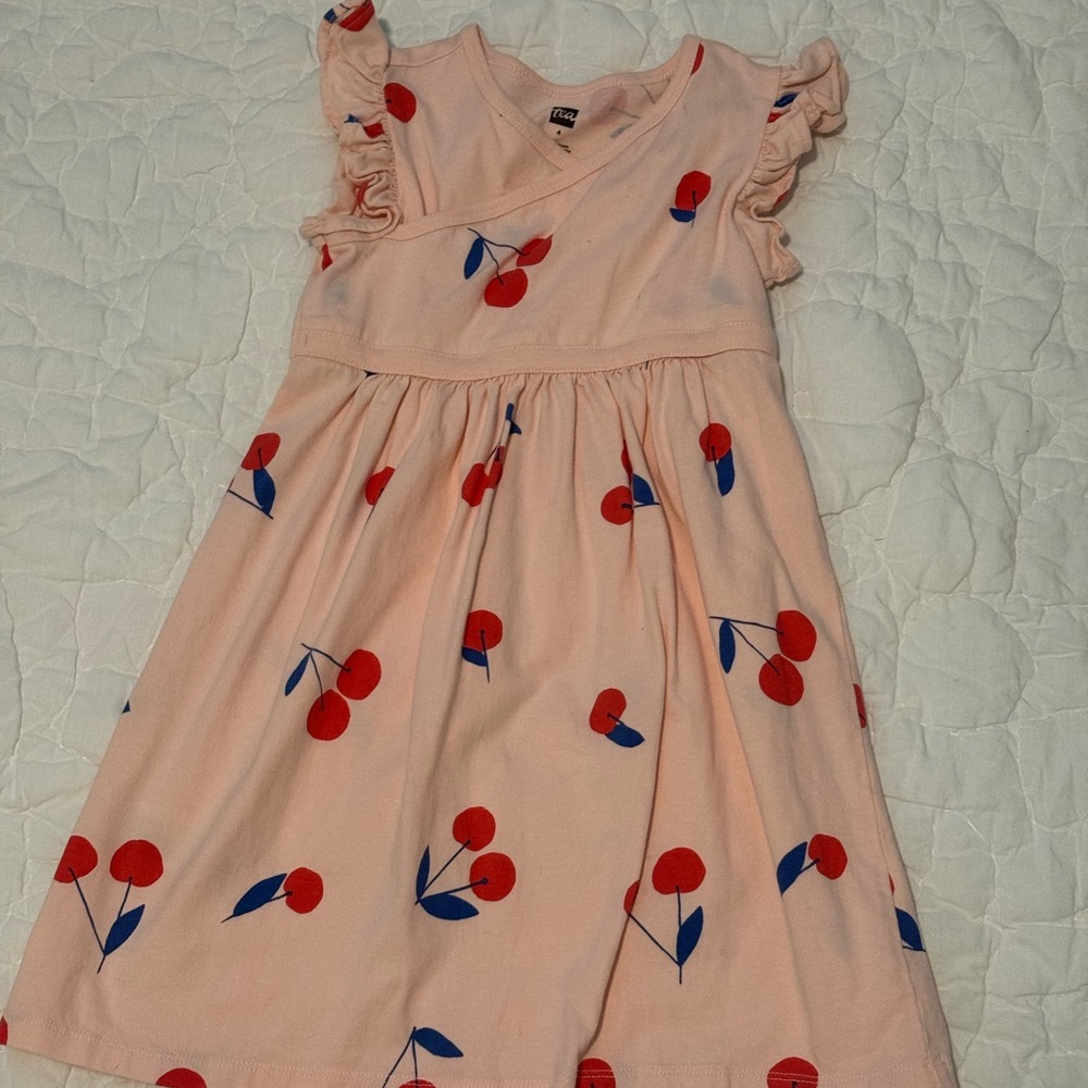 Tea collection size 4T good condition